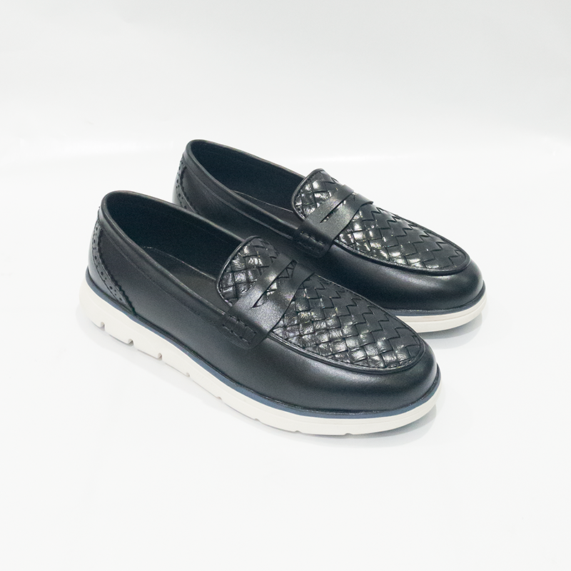 BraidFlex Braided Leather Sneaker | Black | MCS-01B